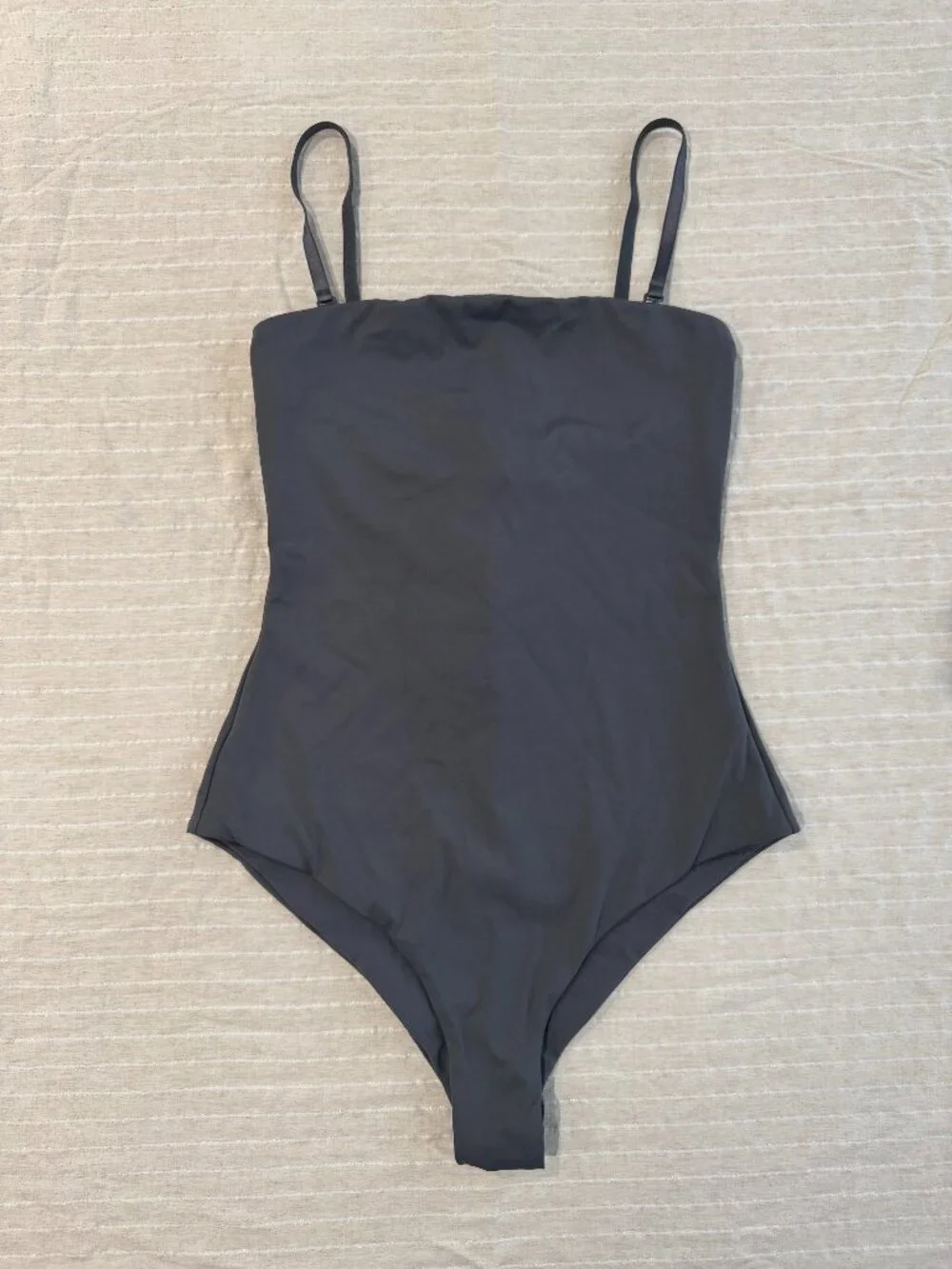 SKIMS Sculpting Swim Strapless One Piece in Gunmetal Size Large